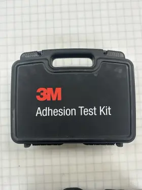 7100130285 3M Graphic Film Adhesion Kit 7100130285 3M Graphic Film Adhesion Kit