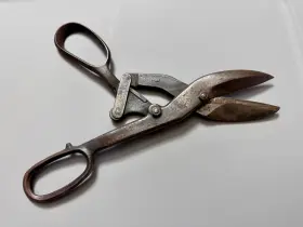 S-1402 BARTLETT Compound Lever Sheet Shears