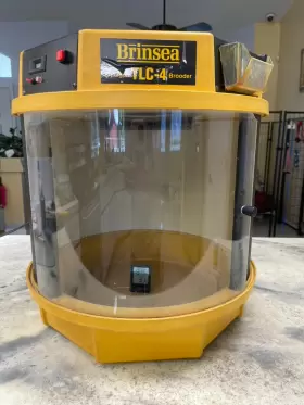TLC-4 BRINSEA Octagon Brooder TLC-4 BRINSEA Octagon Brooder