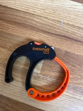 6101684 CABLE CUFF Pro