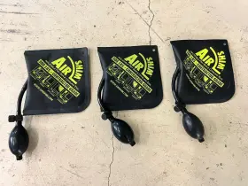 1190 CALCULATED INDUSTRIES Airshim Inflatable Pry Bar Tool