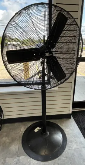 47755 CENTRAL MACHINERY Pedestal Fan