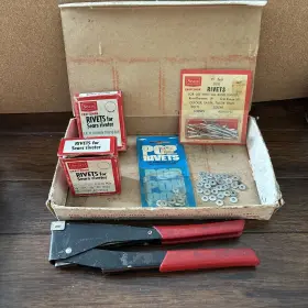 9-74763 CRAFTSMAN Sears Pop Riveting Tool Box Kit 9-74763 CRAFTSMAN Sears Pop Riveting Tool Box Kit