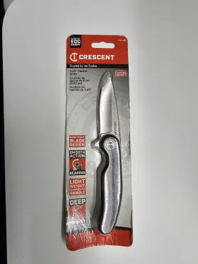 037103339324 CRESCENT Steel Blade Handle Pocket Knife