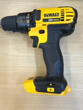 DC780 DEWALT Cordless Drill Driver Battery Wear Visible