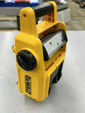 DCL061 DEWALT Cordless Led Area