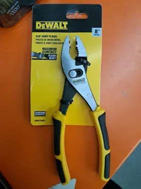 DWHT75403 DEWALT Flush Rivet Slip Joint Pliers DWHT75403 DEWALT Flush Rivet Slip Joint Pliers