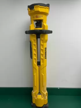 WOJB7EY DEWALT Tripod Light Tool WOJB7EY DEWALT Tripod Light Tool