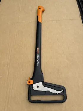 XA22 FISKARS Sappie Log Finland