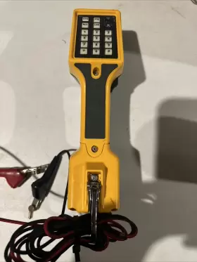 TS22 FLUKE Networks Telephone Set Alligator Clips Battery TS22 FLUKE Networks Telephone Set Alligator Clips Battery
