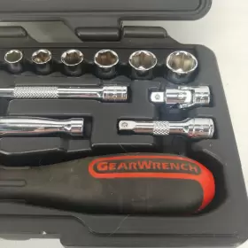 80650 GEARWRENCH Socket Set Drive Point Snaplock #3