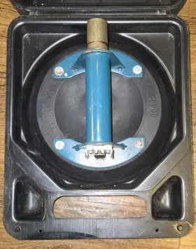 G0695 GRIP Woods Powr Suction Vacuum G0695 GRIP Woods Powr Suction Vacuum