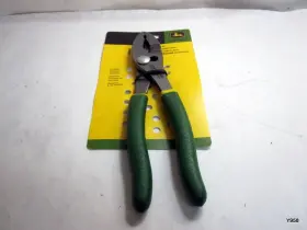 TY26344 JOHN DEERE Combination Pliers TY26344 JOHN DEERE Combination Pliers