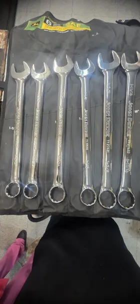 TY27695 JOHN DEERE Combination Wrench Set TY27695 JOHN DEERE Combination Wrench Set