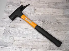 7239 KINGCRAFT Din Lath Roofing Hammer