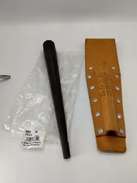 055030633599 KLEIN Tools Bull Pin