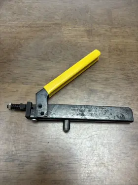76011B KLEIN Sheet Nibbler Cutting Tool