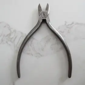 202-6C KLEIN TOOLS Pliers Diagonal Cutters Spring 202-6C KLEIN TOOLS Pliers Diagonal Cutters Spring