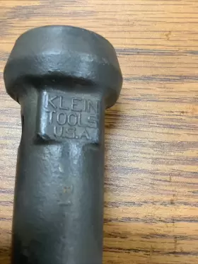 3256TT KLEIN TOOLS Bull Pin Hole Oal Point Taper #3