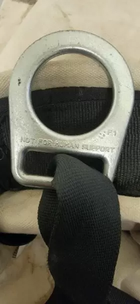 5104CLR22 KLEIN TOOLS Canvas Top Closing Up #3