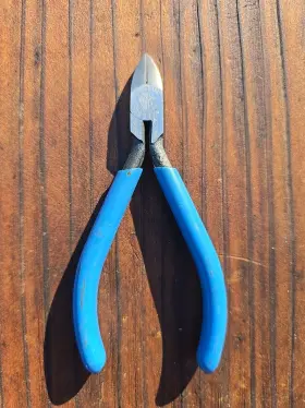 D257-4 KLEIN TOOLS Midget Diagonal Cutting Pliers