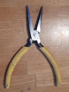 D307-51-2C KLEIN TOOLS Needle Nose Pliers