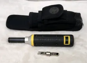 VDV427-822 KLEIN TOOLS Cushion Grip Impact Punch Down Tool VDV427-822 KLEIN TOOLS Cushion Grip Impact Punch Down Tool