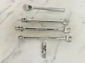 M142FBXR MAC Drive Pear Head Ratchet Knurled Handle Swivel M142FBXR MAC Drive Pear Head Ratchet Knurled Handle Swivel