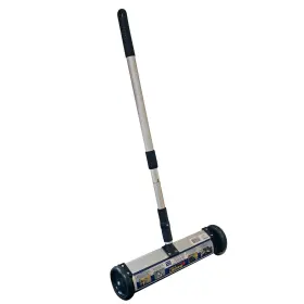 095421072941 MASTER MAGNETICS Magnet Sweeper Mini Push 095421072941 MASTER MAGNETICS Magnet Sweeper Mini Push