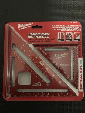 313110852866 MILWAUKEE Rafter Square Set 313110852866 MILWAUKEE Rafter Square Set