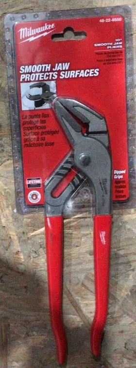 48-22-6550 MILWAUKEE Jaw Protects Surfaces 48-22-6550 MILWAUKEE Jaw Protects Surfaces