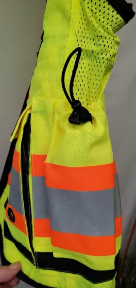 48-73-5162 MILWAUKEE Surveyors High Visibility Safety Vest #2 48-73-5162 MILWAUKEE Surveyors High Visibility Safety Vest #2
