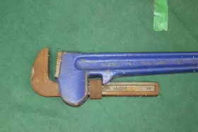 T350-48 RECORD Leader Pipe Wrench #3 T350-48 RECORD Leader Pipe Wrench #3