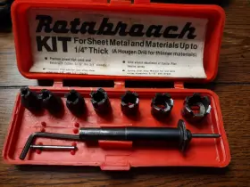 GA219A ROTABROACH Sheet Hole Cutter Kit GA219A ROTABROACH Sheet Hole Cutter Kit