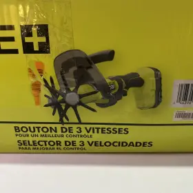 P2990 RYOBI Cordless Battery Cultivator Charger