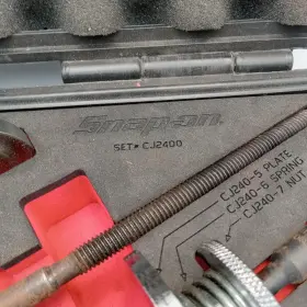 CJ2400 SNAP-ON Light Manual Interchange Master Puller Set #3
