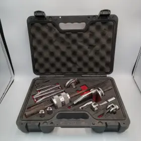 CJ2400 SNAP-ON Light Manual Interchange Master Puller Set