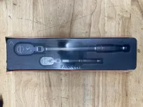 RAT2TFLF SNAP-ON Grip Handle Ratchet Set RAT2TFLF SNAP-ON Grip Handle Ratchet Set