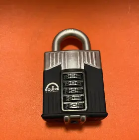 012245035780 SQUIRE Warrior High Security Closed Shackle 012245035780 SQUIRE Warrior High Security Closed Shackle