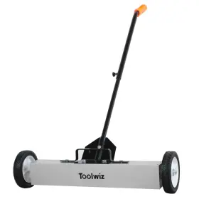 707943715779 TOOLWIZ Magnetic Up Sweeper Magnet Lawn Roo