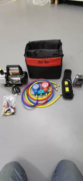 71094 XTREME POWER Rotary Vane Vacuum Pump Kit