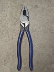 Klein Tools D213-9netp Lineman's Fish Tape Pulling Pliers, 9-inch. Fixed Price $25.00.