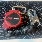 3m Protecta Rebel 3100425 Self-retracting Lifeline Harness Steel Snap 11' Line. Fixed Price $50.00.