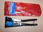 Master Mechanic K110-mm Rivet Gun Kit New In Package1/8" 5/32" 3/16" Usa. Fixed Price $19.99.