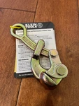 Klein Tools 1604-10 Cable Pulling Jaw Grip 2500 Lb Max .06-.25 In. Fixed Price $80.00.