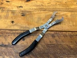 Craftsman Windshield Plier For Automotive Clip Removal 9-45405. Fixed Price $10.50.