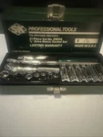 Very Nice Vintage Sk Tools #89009 21 Piece Standard 1/4" Drive Metric Socket Set. Fixed Price $139.99.