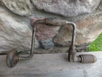 Vintage Stanley No 945-12in Manual Hand Drill Brace 945. Fixed Price $5.00.